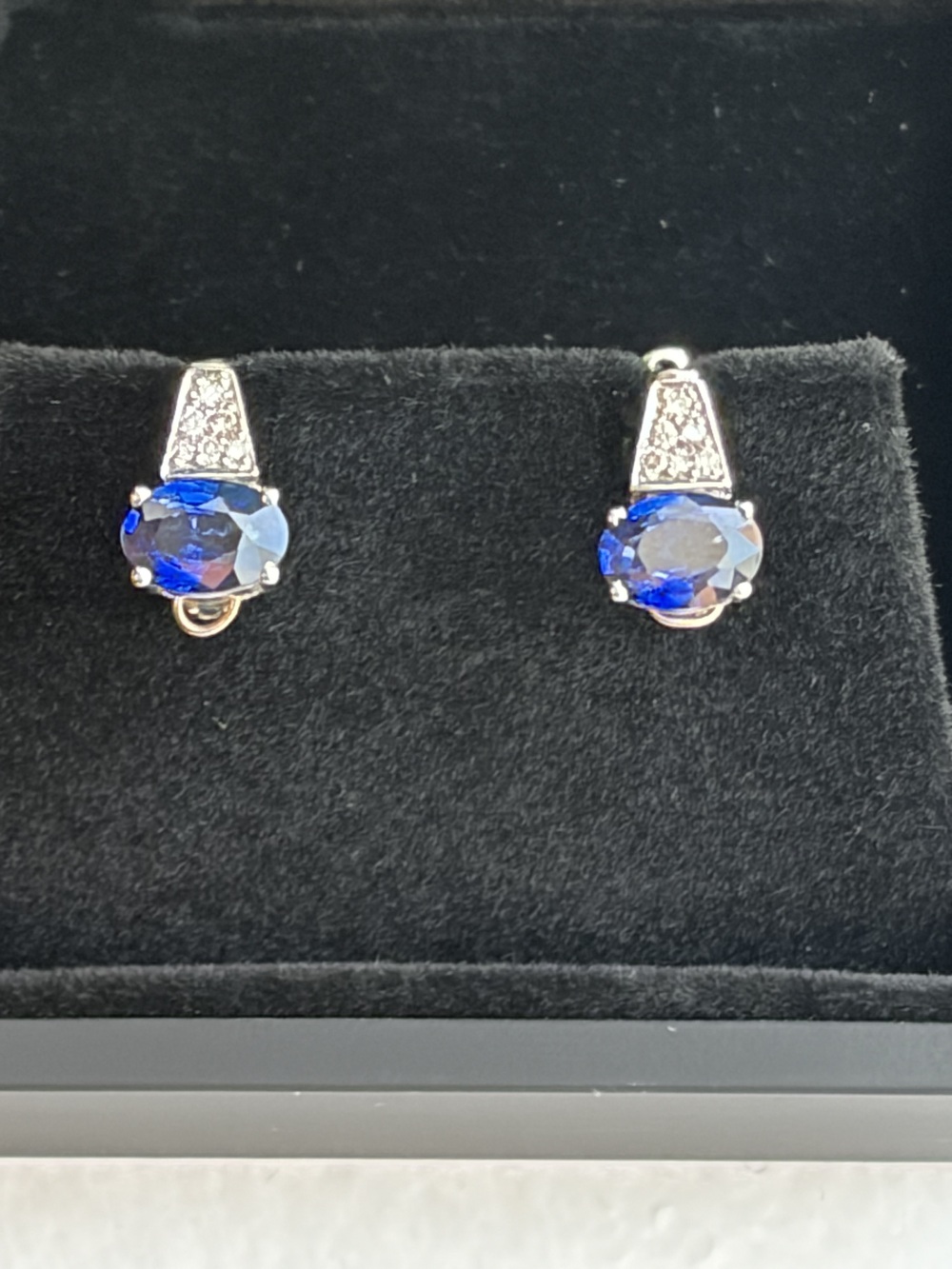 18k solid gold, diamond, sapphire latch-back earrings, stamped.